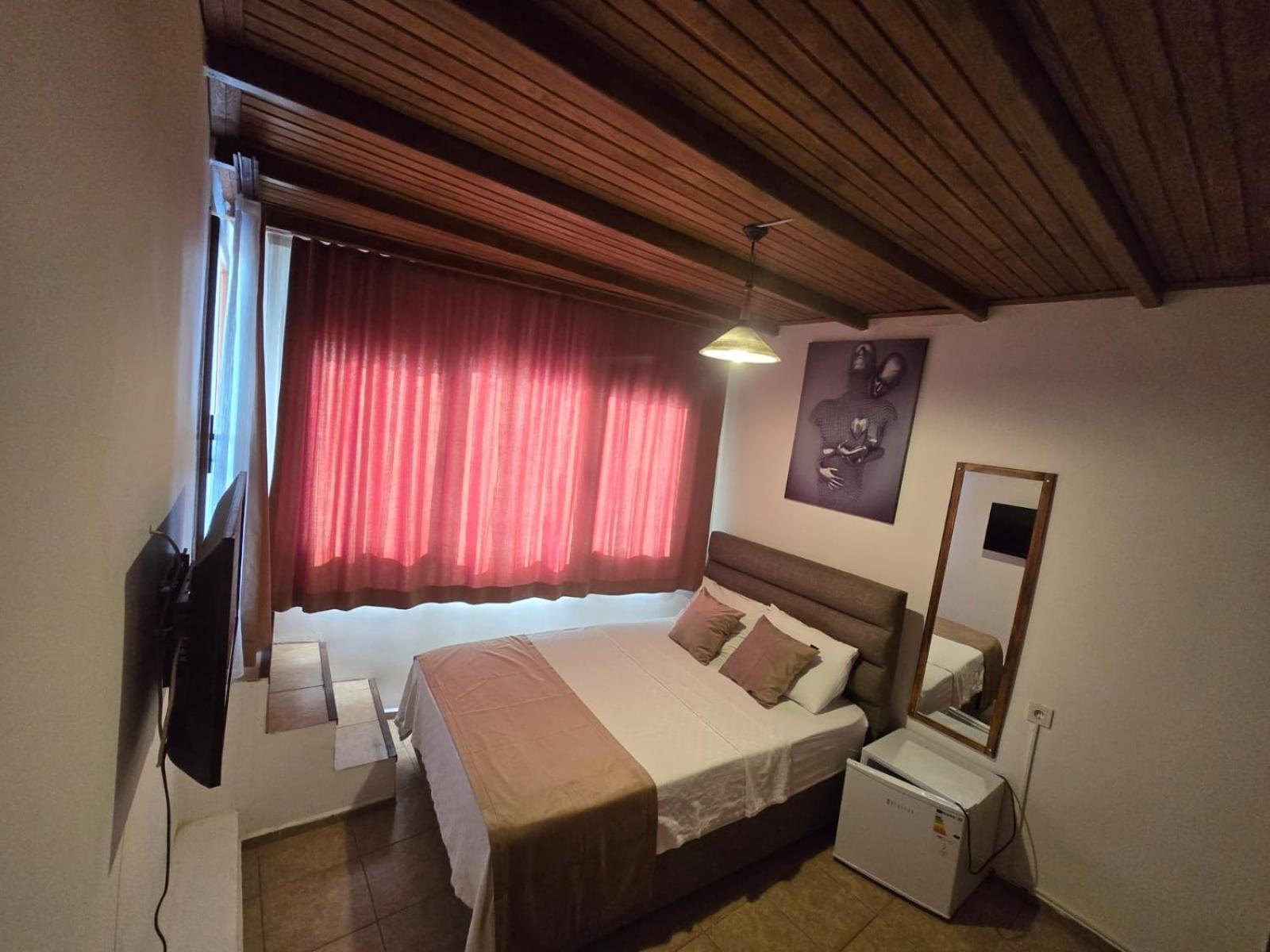 Meydan Otel Айвалык Экстерьер фото