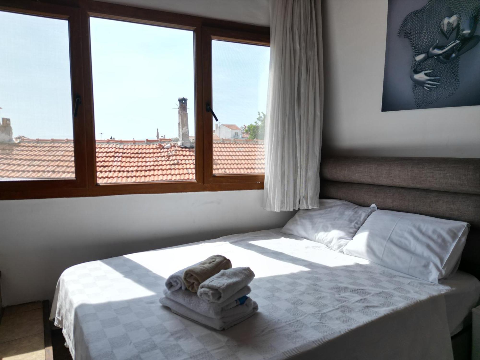 Meydan Otel Айвалык Экстерьер фото
